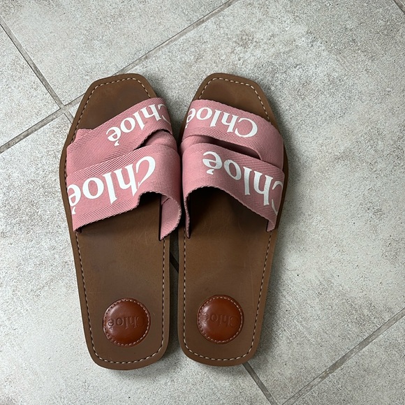 Chloe Shoes - Like new Chloe slides pink and white